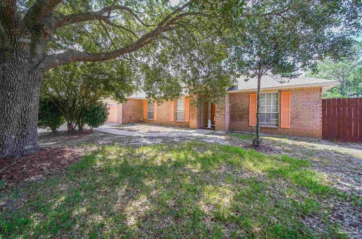 3315 Bauer Rd, Pensacola, FL 32506