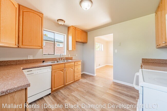 Foto del edificio - 3 br, 2 bath House - 10454 Grant Dr