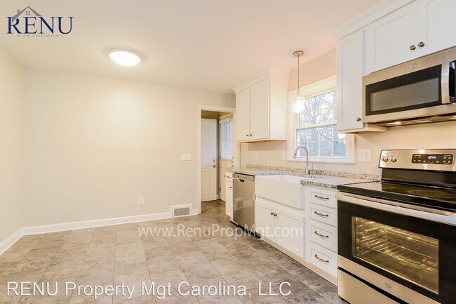 Foto del edificio - 3 br, 1.5 bath House - 1060 Hawthorne Road