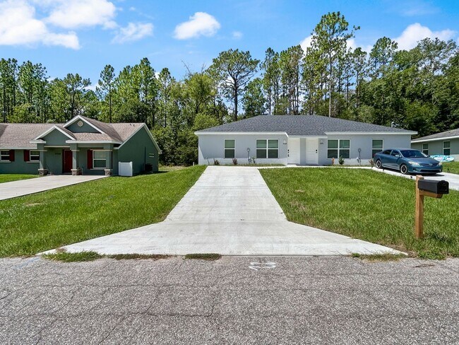 Building Photo - 9368 N Peachtree Way