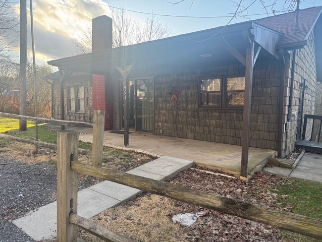 Building Photo - 1951 Route 481