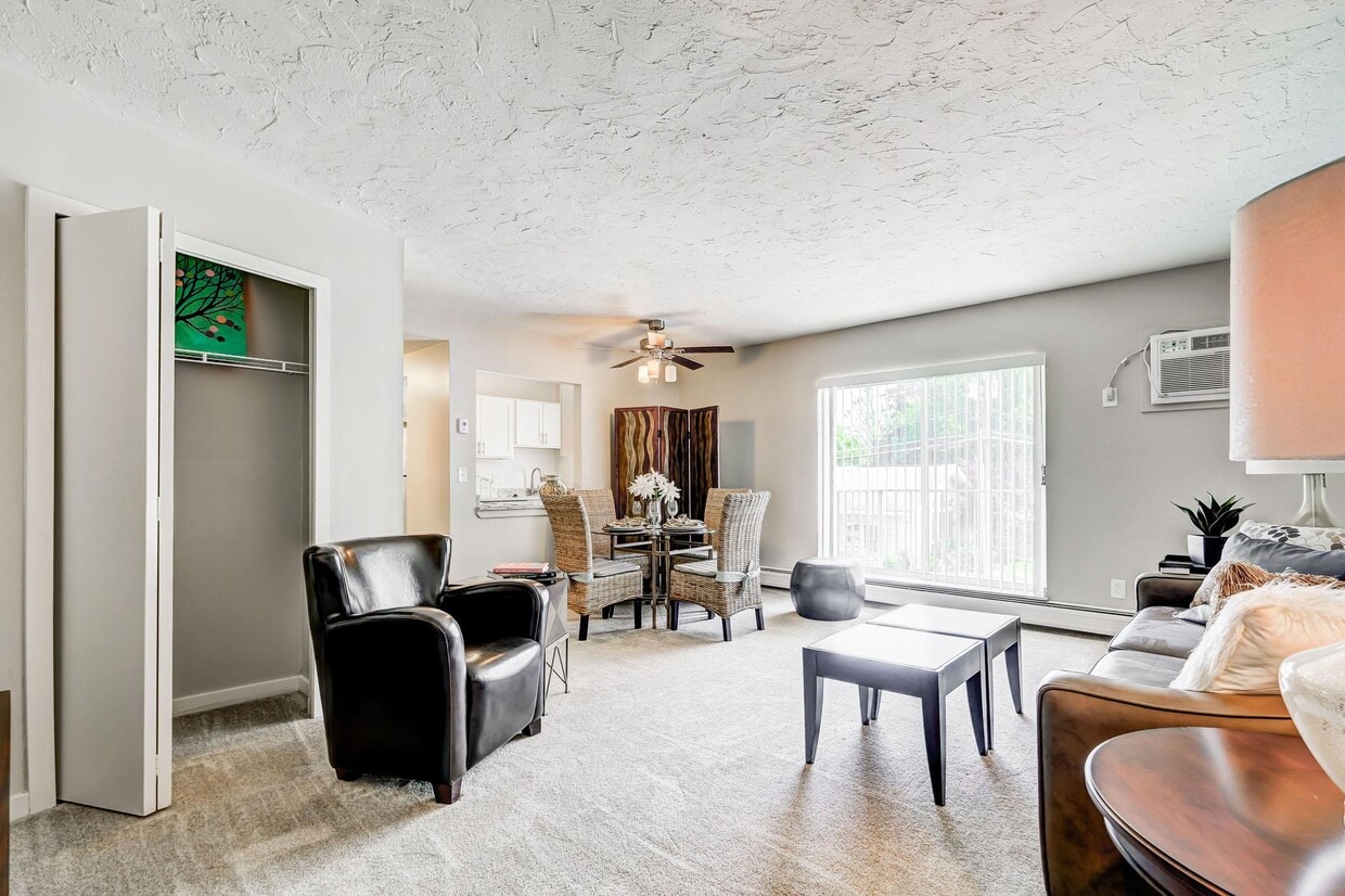 Foto principal - Fairview Village