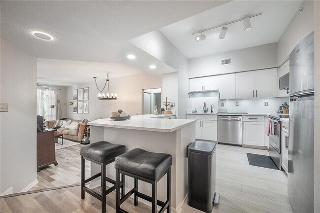 Foto del edificio - 410 S Armenia Ave