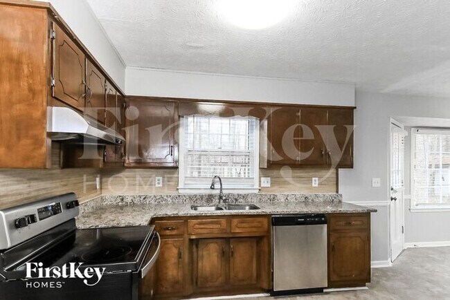 Foto del edificio - 416 Windsor Farms Dr