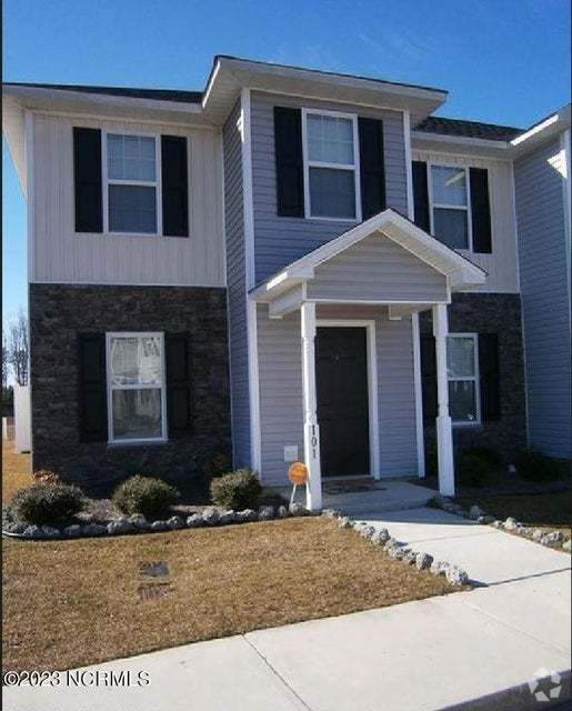 Building Photo - 101 Glen Cannon Drive
