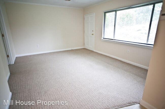 Building Photo - 1 br, 1 bath House - 600 Shepherd Lane #12