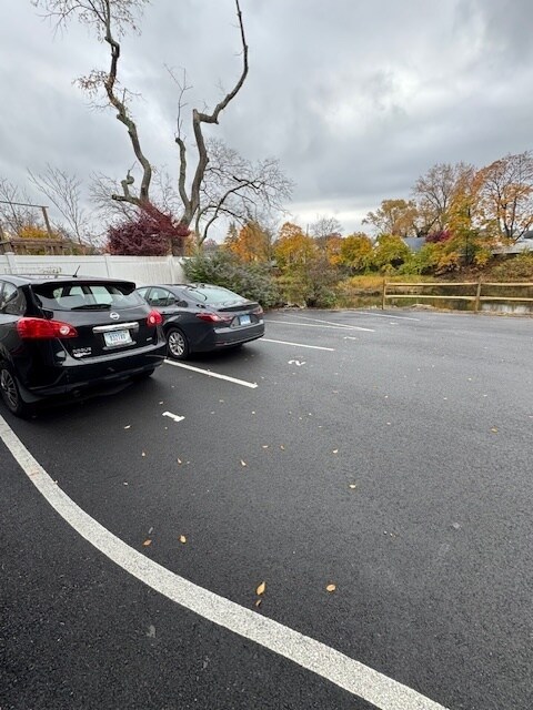 Building Photo - 265 East Ave