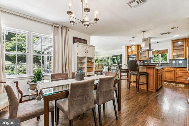 Building Photo - 1506 Woodacre Dr