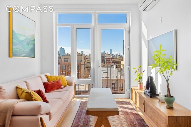 Foto del edificio - 183 McGuinness Blvd