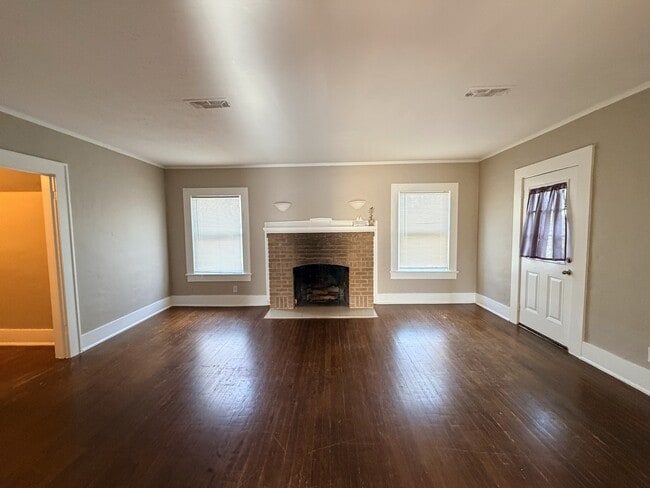 Foto del edificio - 4704 Chenevert St