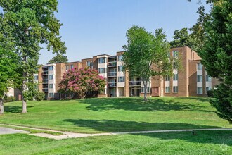 Building Photo - Cinnamon Run/Peppertree Farm