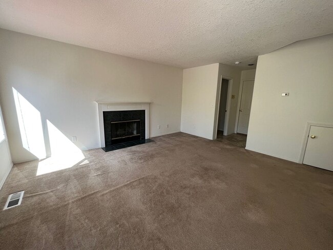Building Photo - 4145 NW 127th Ave