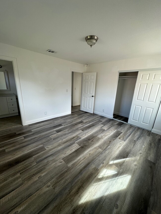 Building Photo - 12603 Jerome Ln