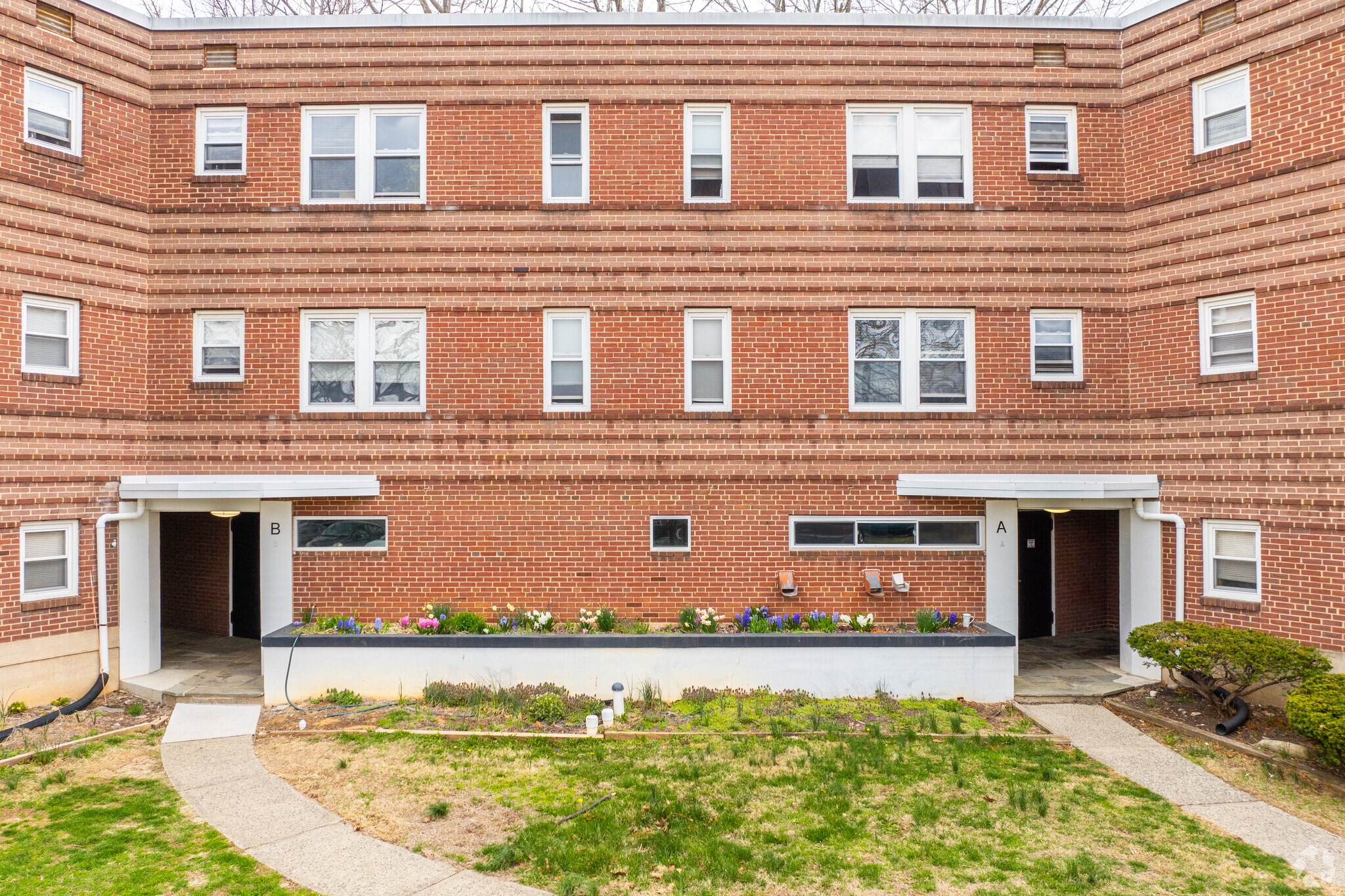 Parkhurst Apartments photo 6