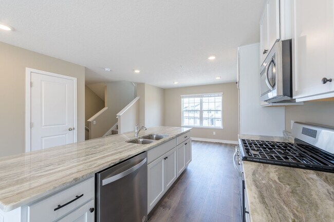 Foto del edificio - Brand new construction townhouse, upgrades...