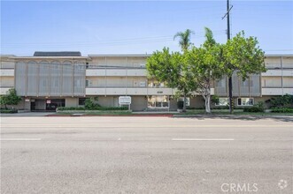 Building Photo - 4160 W 182nd St