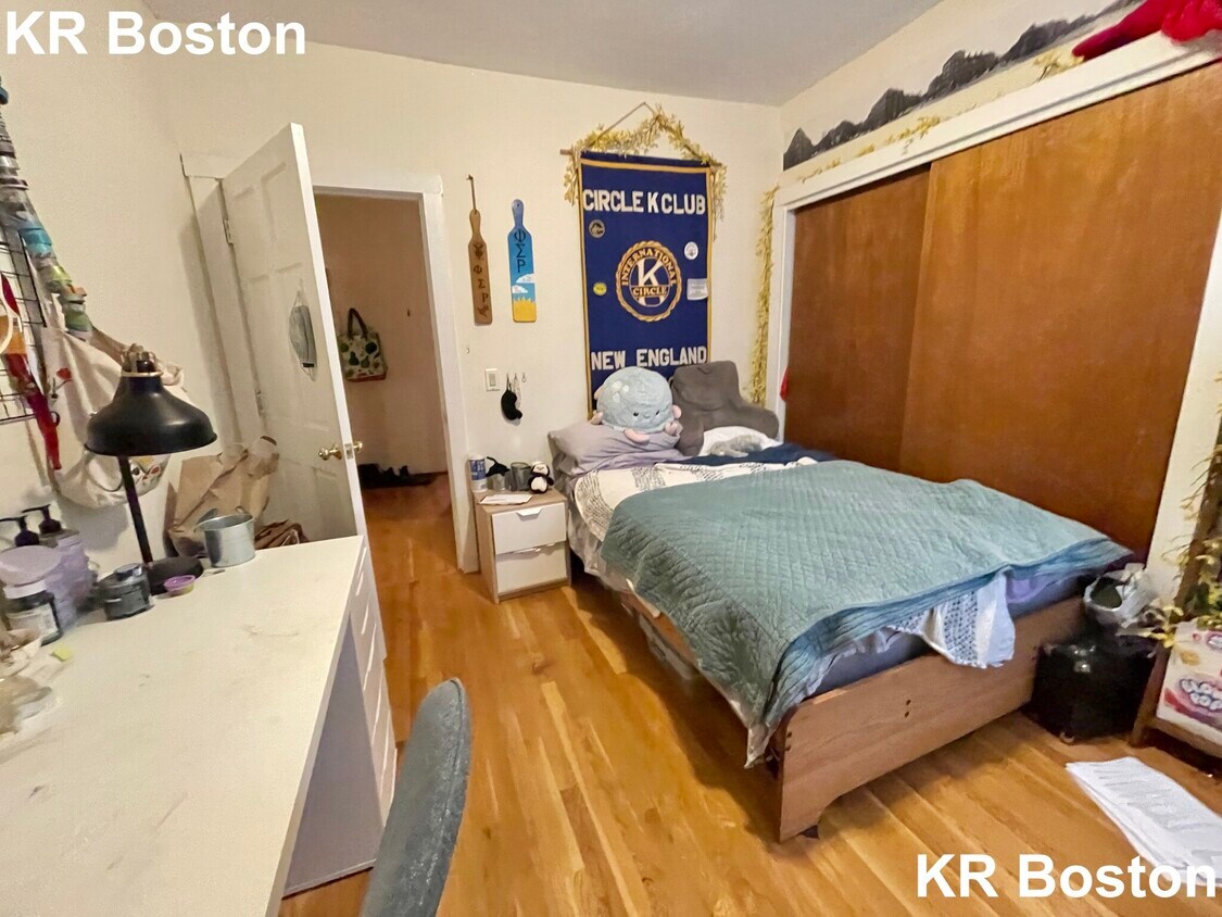 Building Photo - 453 Massachusetts Ave