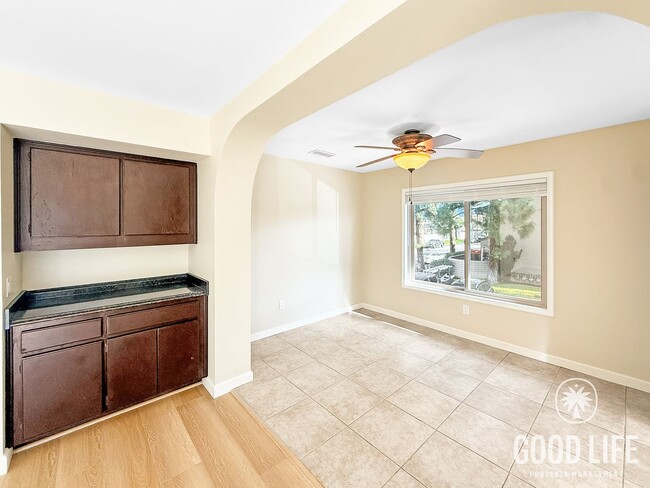 Foto del edificio - Spacious 2BR / 2BA El Cajon Home with In-Unit Laundry & Parking Included!