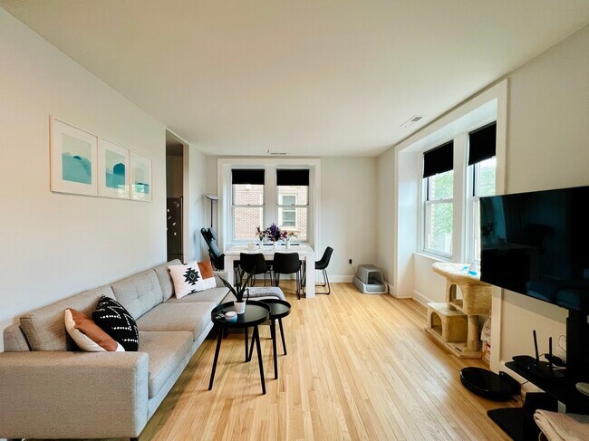 Foto del edificio - 1916 17th St NW