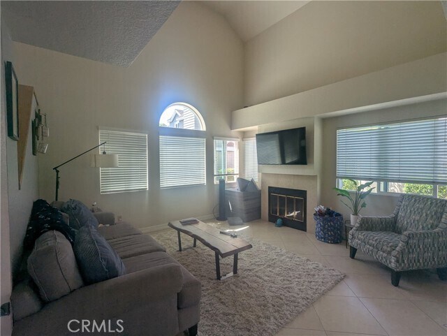 Foto del edificio - 28262 Glenbrook