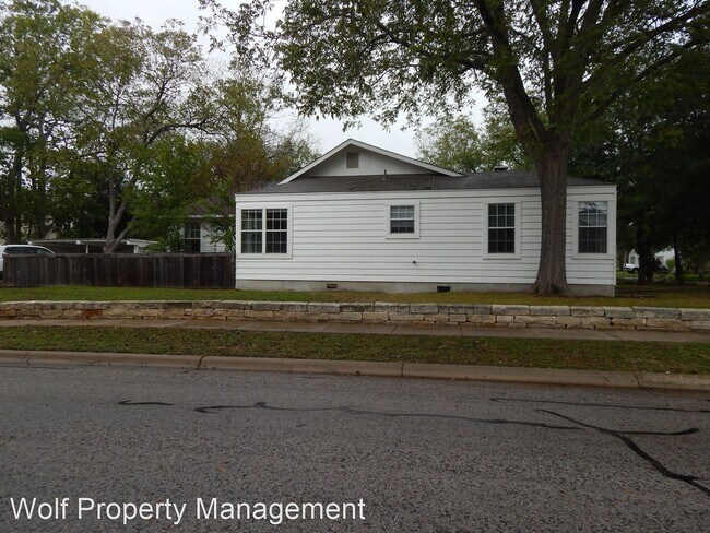 Foto del edificio - 4 br, 2 bath House - 1301 Wallace Street
