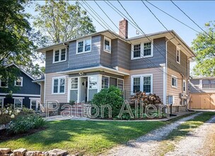 Building Photo - 24 Majestic Ave