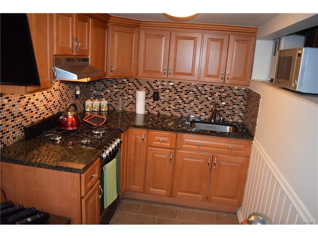 Building Photo - 129 N High St