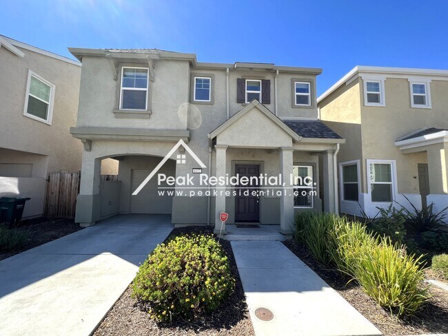 Foto del edificio - Newer 3bd/2.5 ba Home with 1 Car Garage in Gated Community