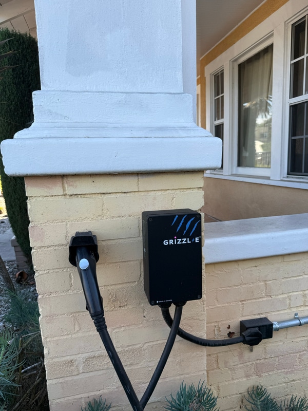 Foto del edificio - 1424 W 45th St