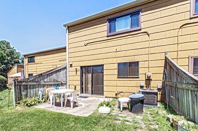 Photo - 29 Chiswick Dr (Lindenwold, NJ) House