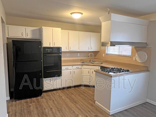 Foto del edificio - 2624 Terri Lee Ct