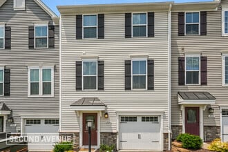 Building Photo - 2024 Cade Dr