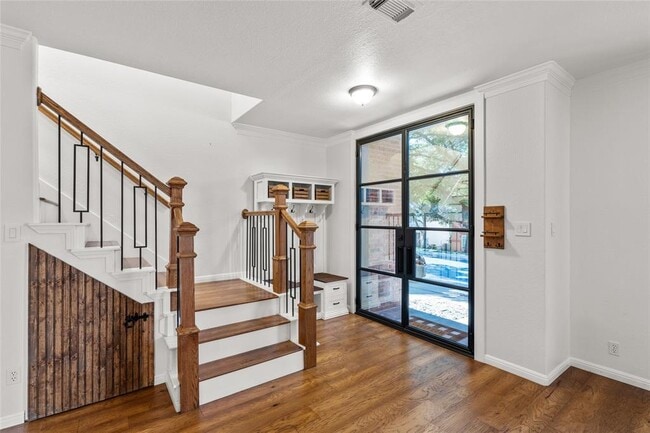 Foto del edificio - 3901 Caney Creek Rd