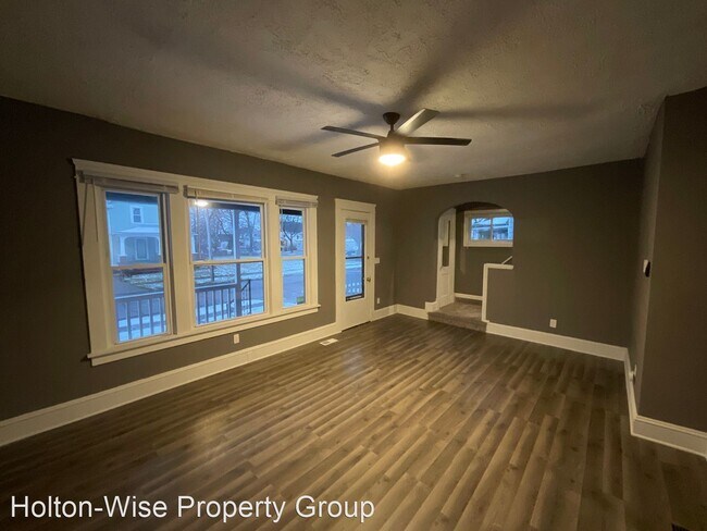 Foto del edificio - 3 br, 1 bath House - 207 West 25th Street