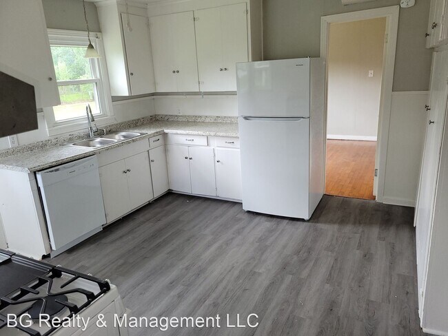 Foto del edificio - 3 br, 1.5 bath House - 1925 Rose St.