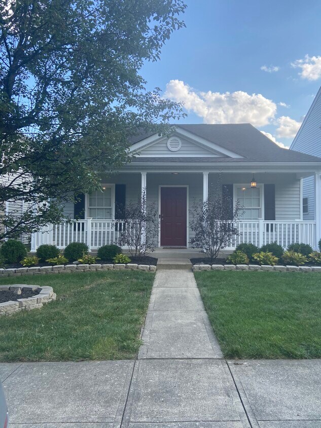 Primary Photo - 2661 Lilypark Dr
