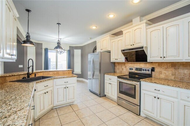 Building Photo - 6427 W Bridge Bay Dr