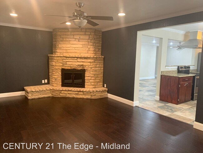 Building Photo - 4 br, 3.5 bath House - 808 Stanolind