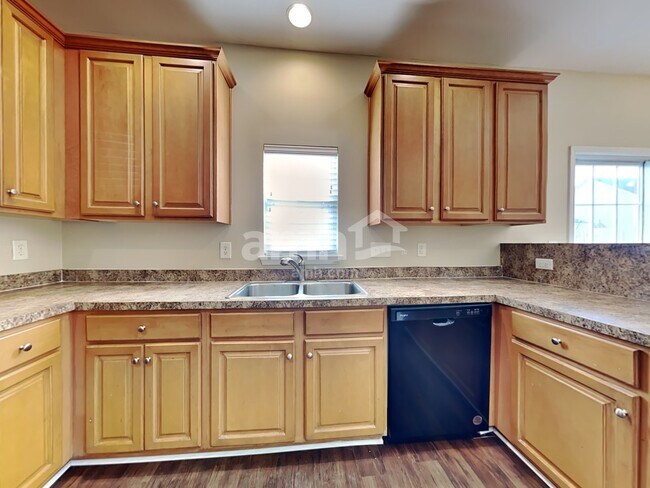 Building Photo - 443 Stoney Field Dr