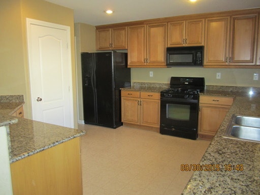 Building Photo - Great 2 story home on a cul-de-sac