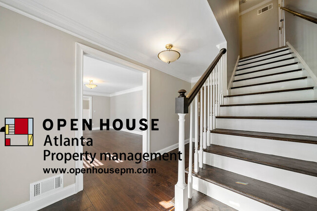 Building Photo - 3301 Hallmark Dr, Marietta
