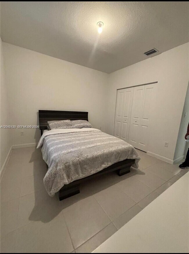 Foto del edificio - 16144 SW 148th Pl