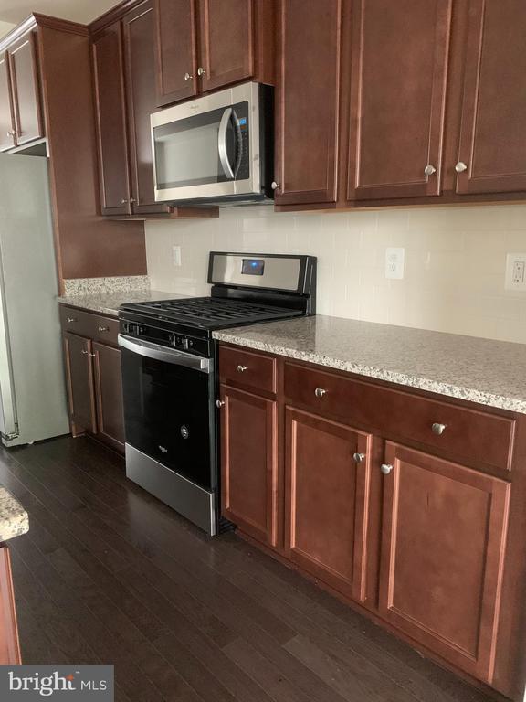 Foto del edificio - 11005 Blackburn Cove Ln