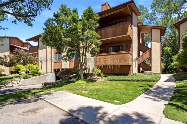 Photo - 6871 Countrywoods Circle Apartment