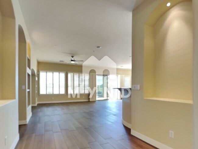 Foto del edificio - 13344 W Coronado Rd
