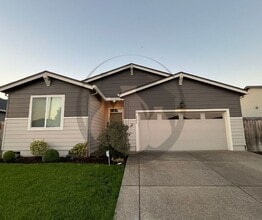 Building Photo - 2590 Ben Brown Dr