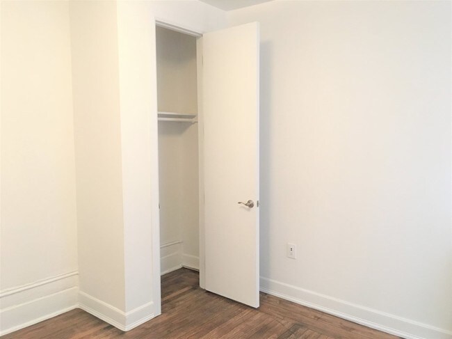 Building Photo - 539 W 155th St