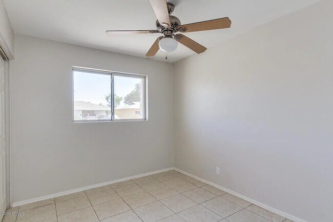 Foto del edificio - 4912 W Tuckey Ln