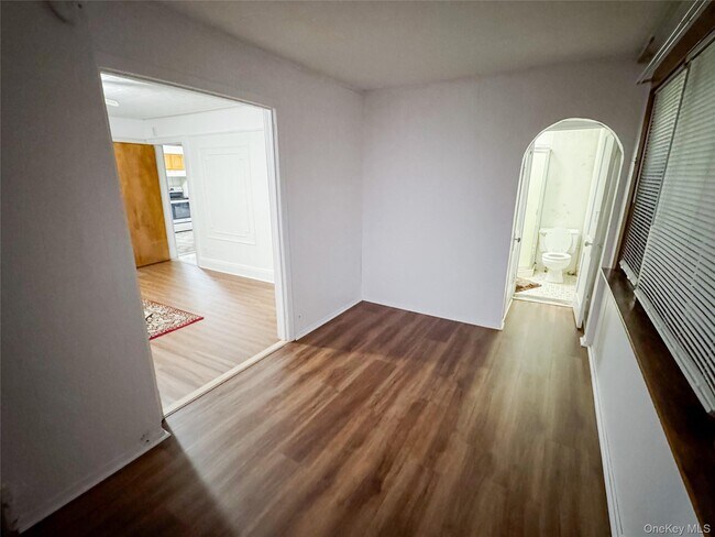 Foto del edificio - 109-35 96th St