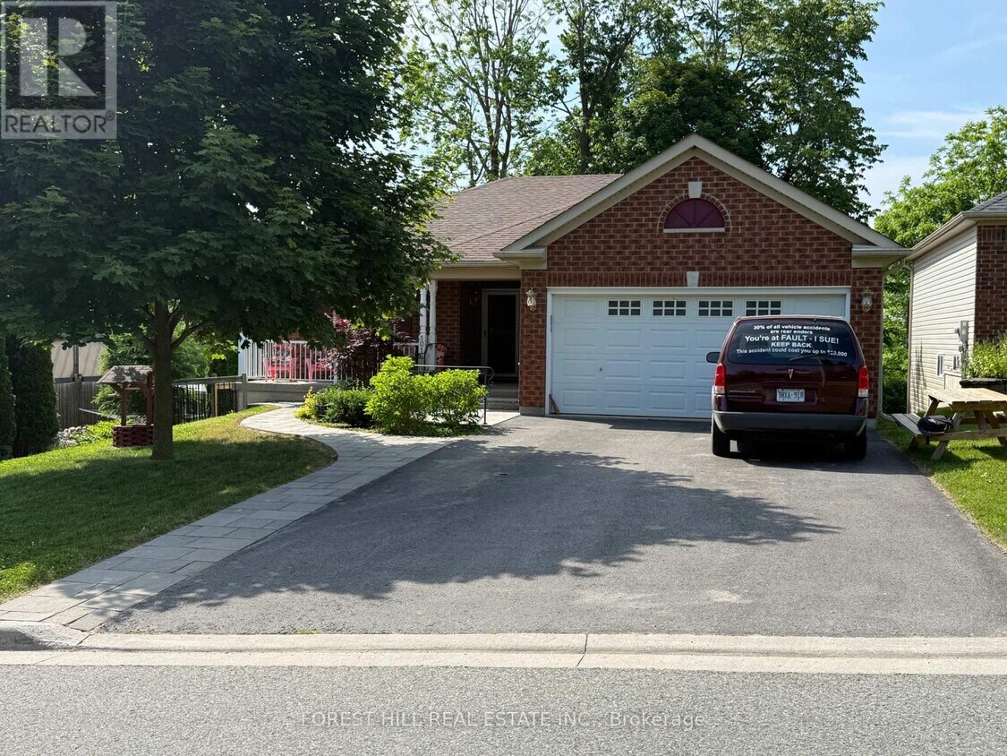 Photo principale - 1013 Silverdale Rd